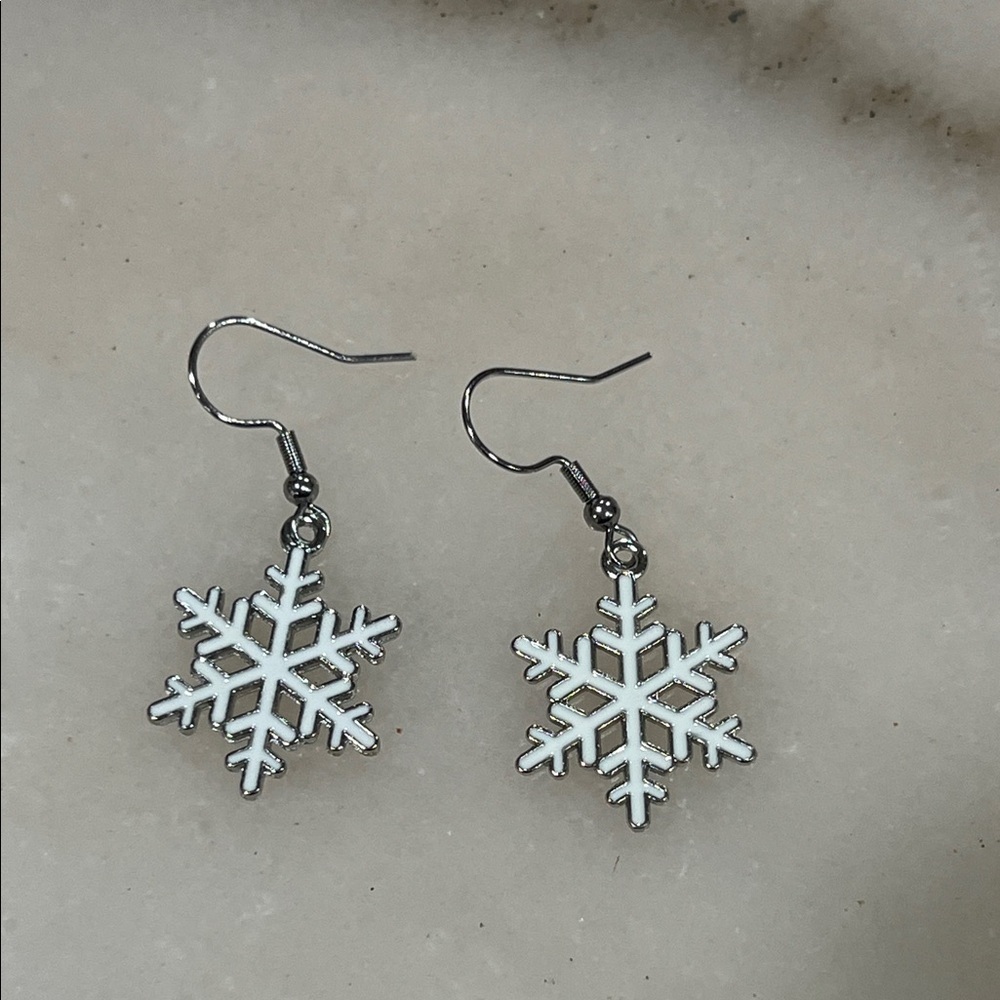 Elegant Snowflake Earrings in Silver and White